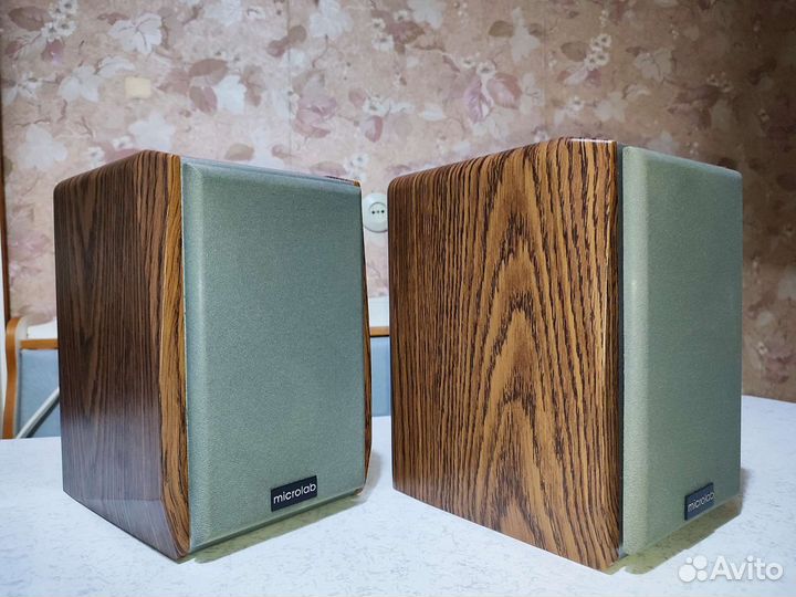 Две пары Microlab B-73 И Microlab Pro-1