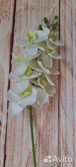 Искусственные цветы большие