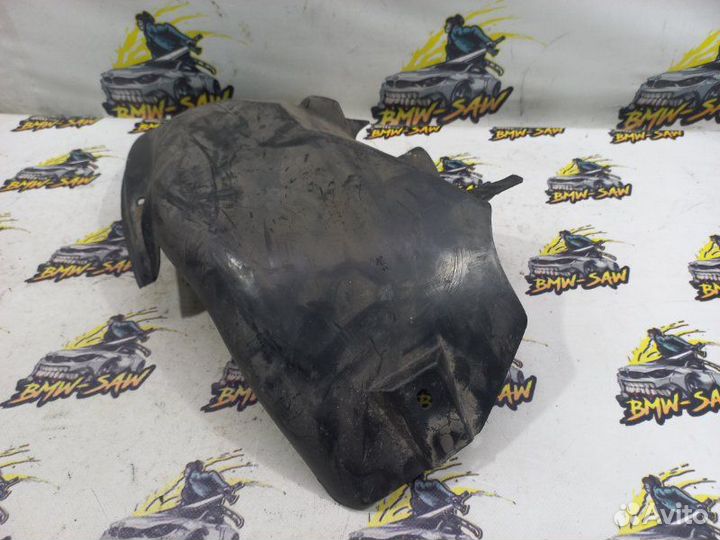 Подкрылок задний правый Bmw 3 E36 sedan/ E36/2C