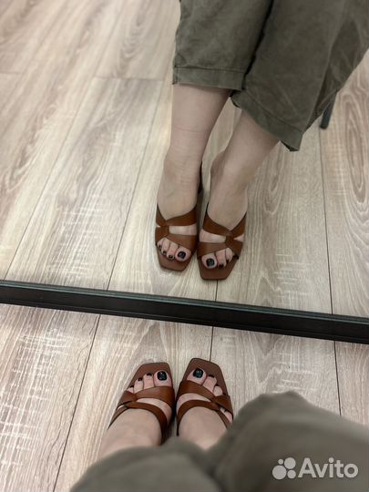 Босоножки Zara