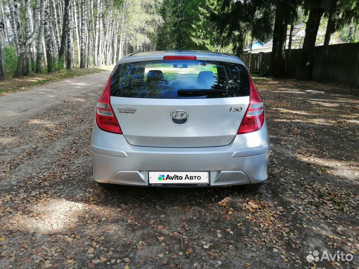 Hyundai i30 1.6 AT, 2011, 180 200 км