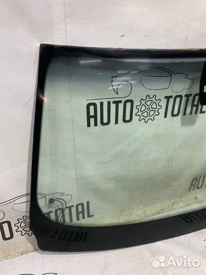 Стекло лобовое Bmw 745 E65 N62B44 2004