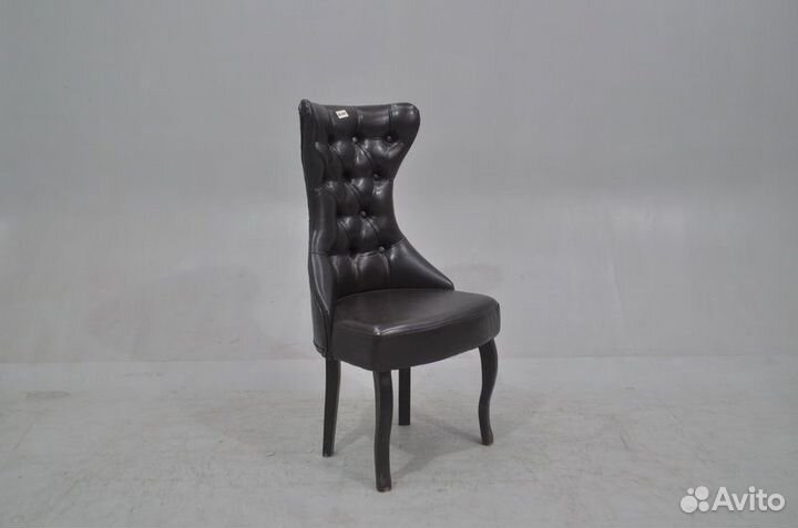 Стул для посетителей