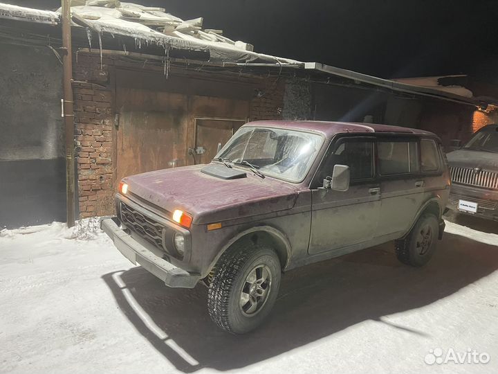 LADA 4x4 (Нива) 1.7 МТ, 1999, 250 000 км