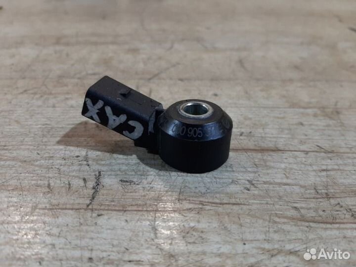 Датчик детонации Volkswagen Golf 6 поколение 1.4