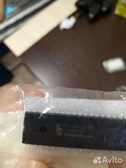 Микроконтроллер pic18f452 dip40