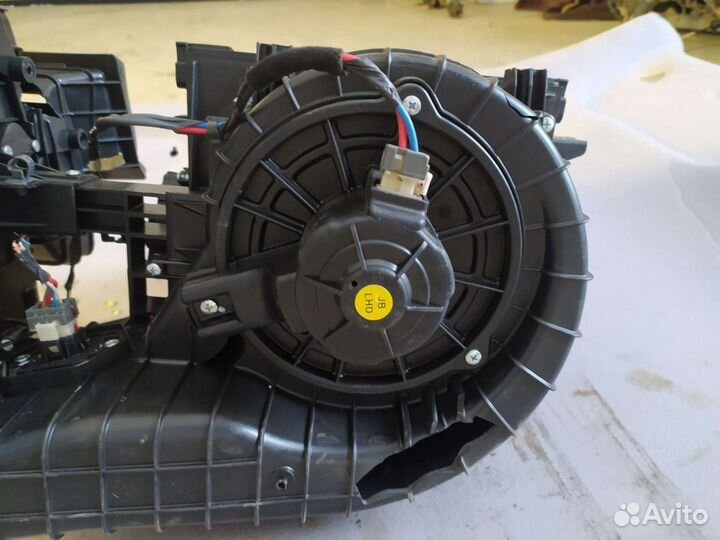 Моторчик, радиатор печки Киа Рио 2