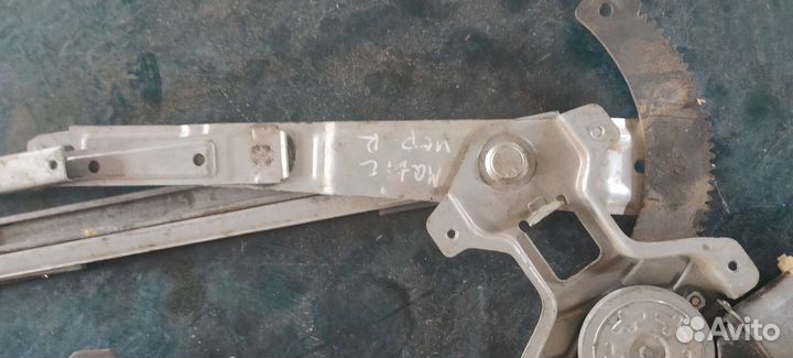 Стеклоподъемник передний электрический Daewo