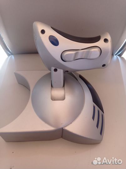 Джойстик Thrustmaster