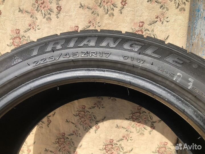 Triangle TR967 225/45 R17