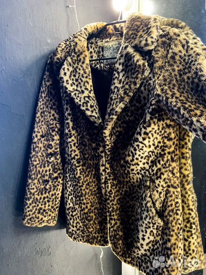 Много женских вещей