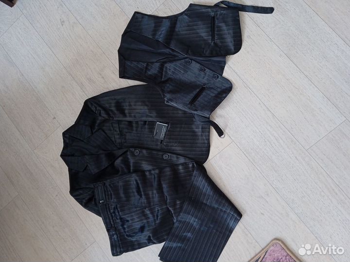 Костюм праздничный на мальчика