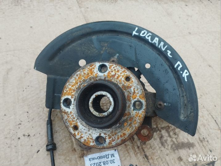 Поворотный кулак передний правый Renault Logan 2