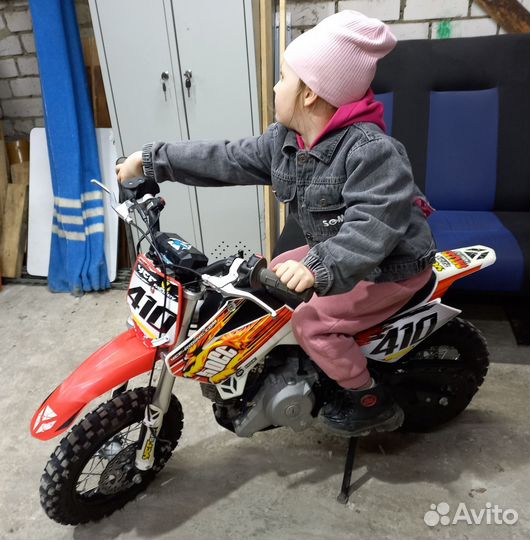 Детский мотоцикл YCF 50A