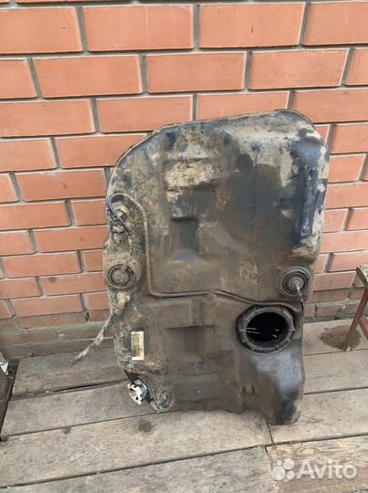 Топливный бак на форд Мондео 3 2.0 TDI