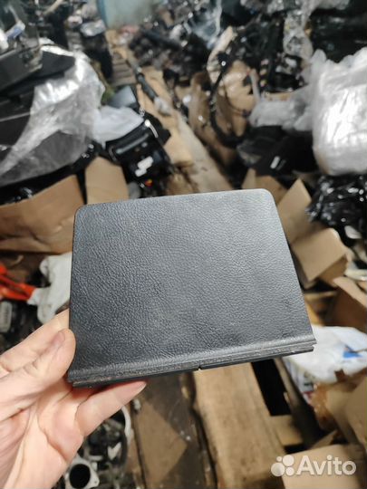 Крышка консоли freelander 2