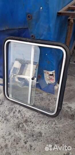 Паз автобус. Стекло водительской двери