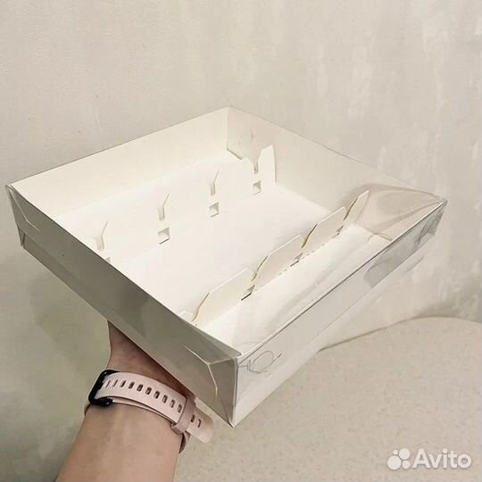 Коробки для десертов/сладостей