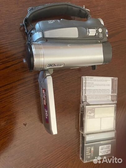 Мини видеокамера Panasonic NV-GS47