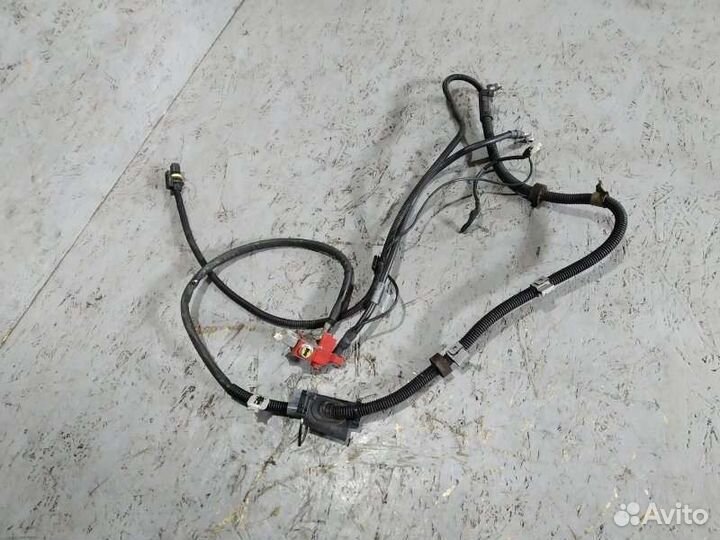 Провод стартера Mercedes C-Class W204 OM651