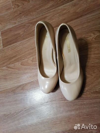 Туфли женские 39 размер