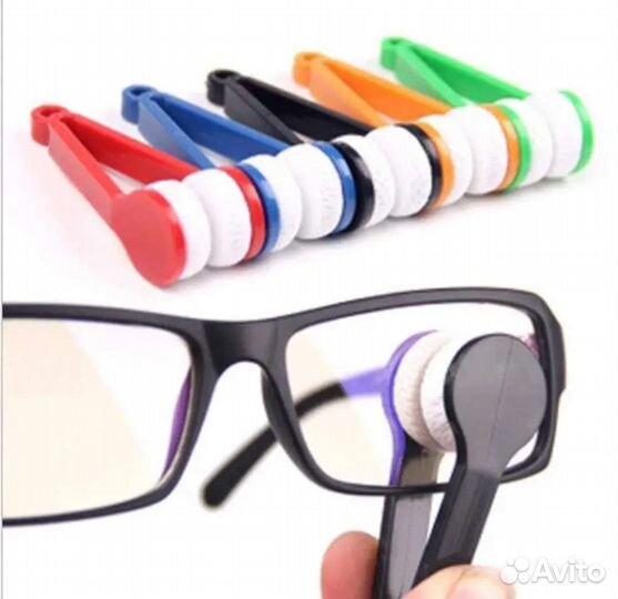 Двусторонняя щеточка для очков