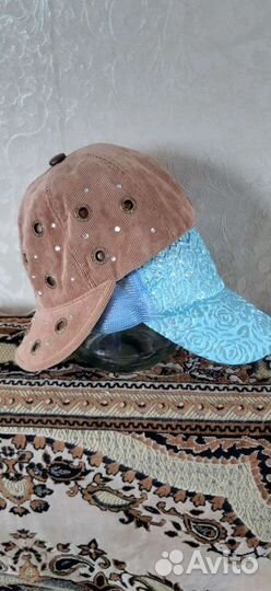 Красивые кепки и шапочки