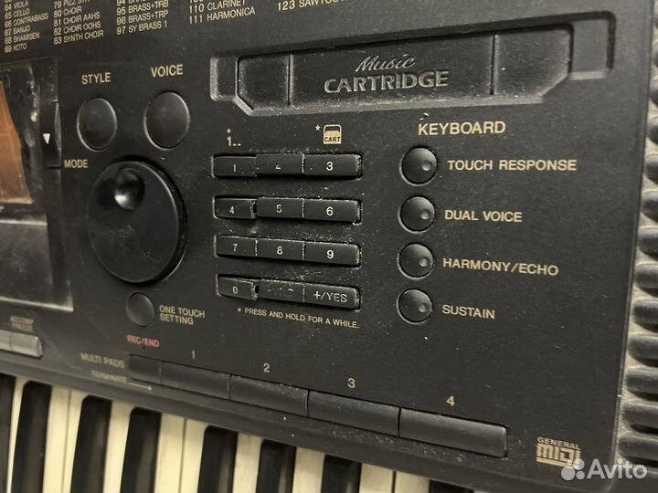 Синтезатор Yamaha PSR-520