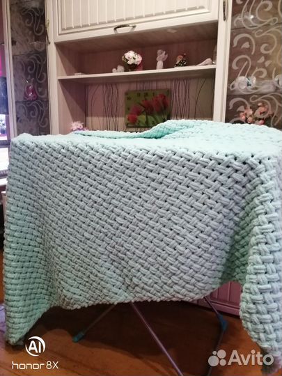 Шаль ручной работы