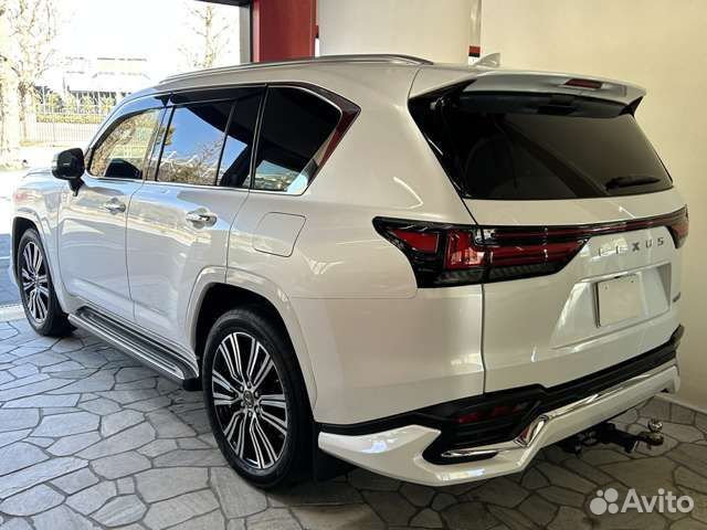 Lexus LX 3.5 AT, 2022, 5 000 км