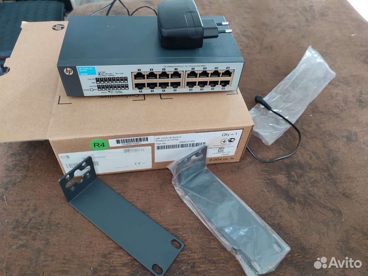 Коммутатор HP 1410-16