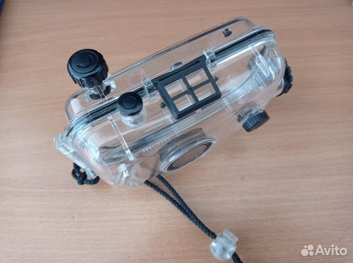 Футляр-капсула для подводной фотосьемки