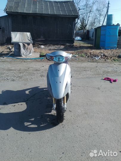 Продам мопед honda dio af 57 z4