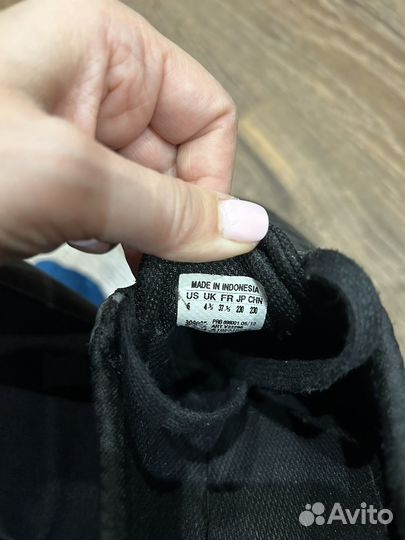 Кроссовки adidas