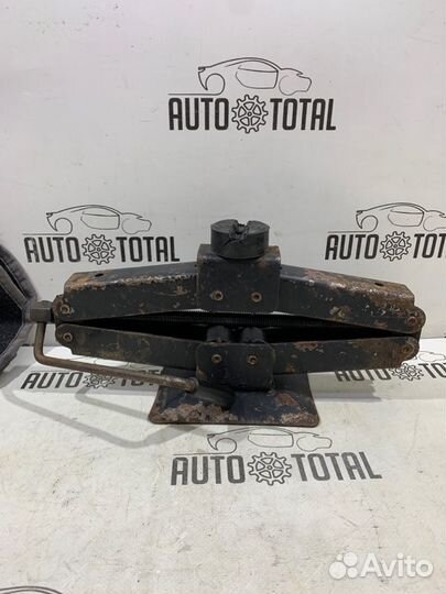 Домкрат Fiat Albea 350A1000 2010