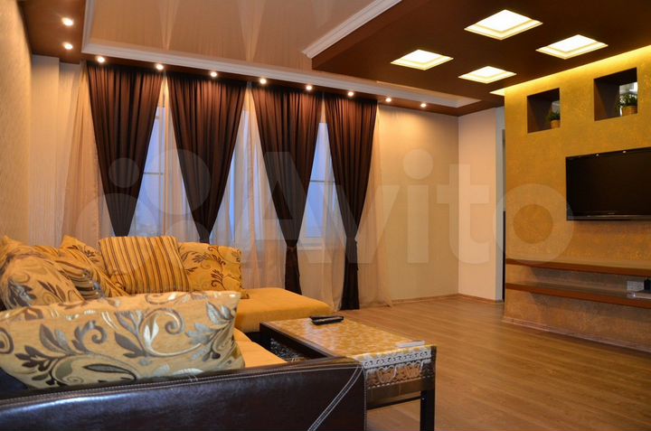 2-к. квартира, 105 м², 7/14 эт.