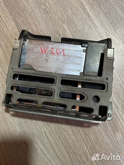 Пепельница Mercedes W201 (190)