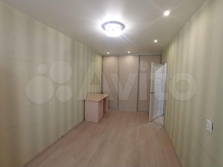 2-к. квартира, 48 м², 3/5 эт.
