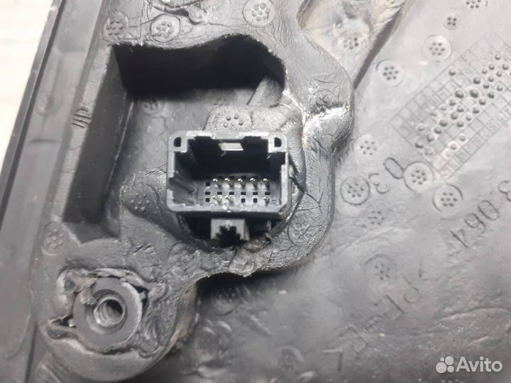 Зеркало правое Renault Fluence