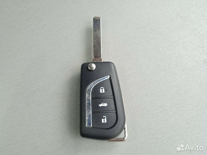 Ключ зажигания Toyota Corolla A03TAA оригинал