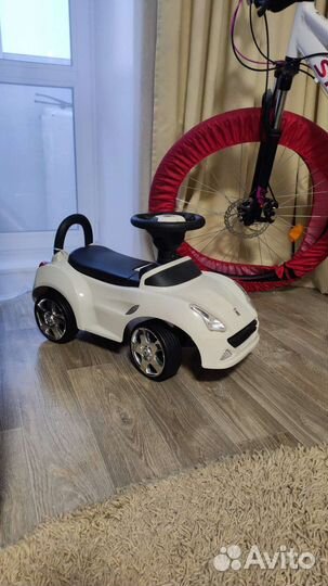 Машинка-каталка