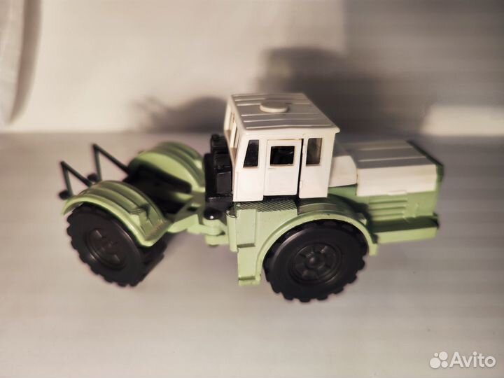 Модель СССР, трактор Кировец, 1:43