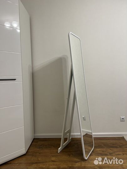 Зеркало напольное