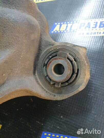 Цапфа правая Mazda 6