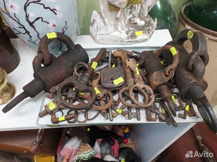 Старинные дверные огромные Ключи замки амбарные