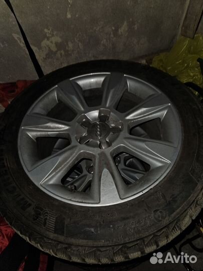 Диски Audi шины шипованные 255 55 R17