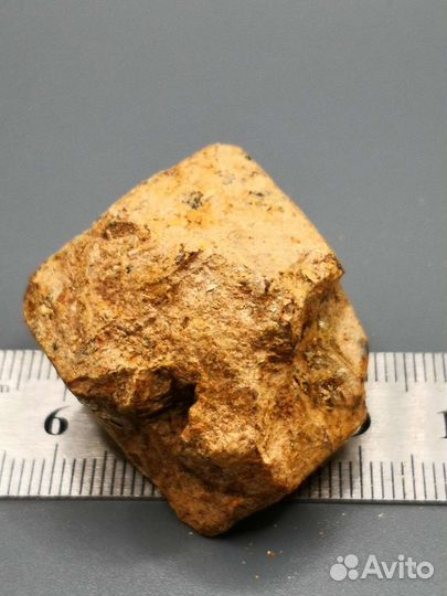 Гранат альмандин, Урал