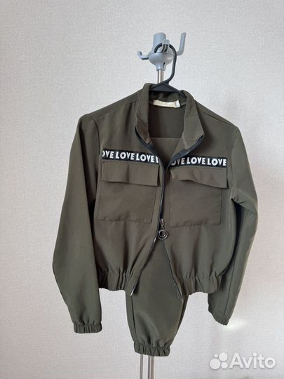 Костюм женский