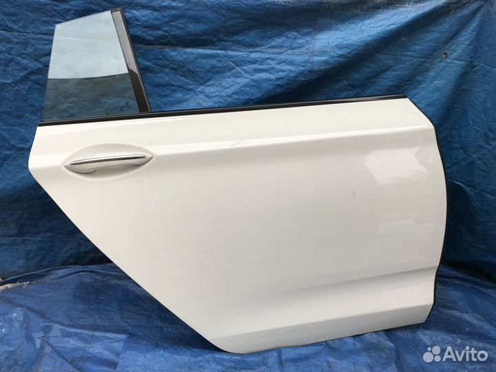 Дверь задняя правая для бмв 550i GT 10-16