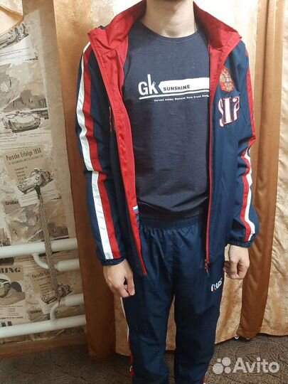 Спортивный костюм